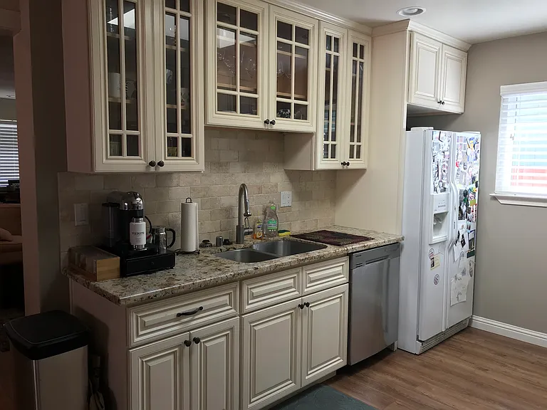 Gilbert Ct — Photo 3