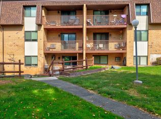 525 Crown St APT 224, Meriden, CT 06450