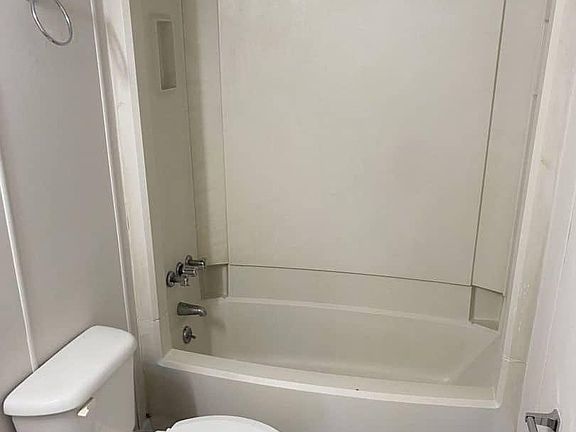4th image of 6617 Paloverde Ln #5