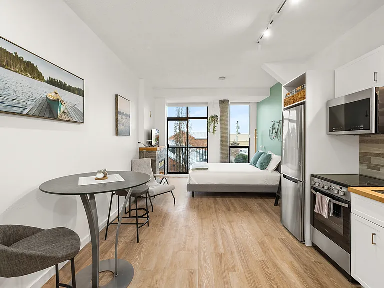 409 Swift St #0 — Photo 2