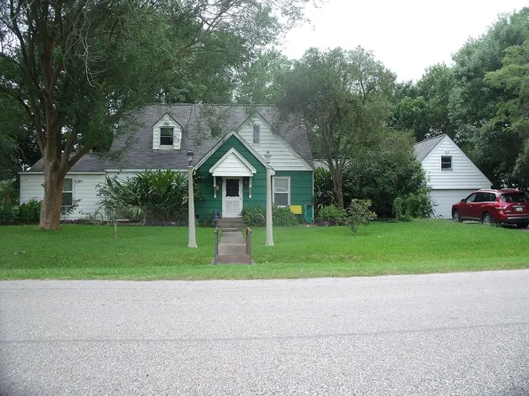 415 Avenue C, La Marque, TX 77568