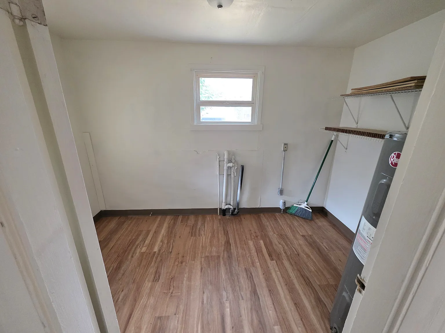 3 bed, 1250 sqft, $1,875 — Photo 4