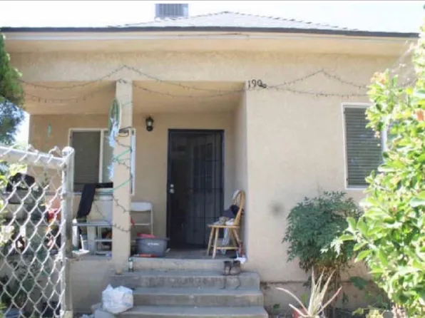 1908 E Lewis Ave, Fresno, CA 93701