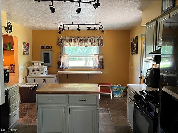 3rd image of 6300 Mentor Park Blvd