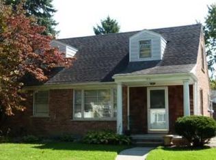 915 Sherman Ct, Ypsilanti, MI
