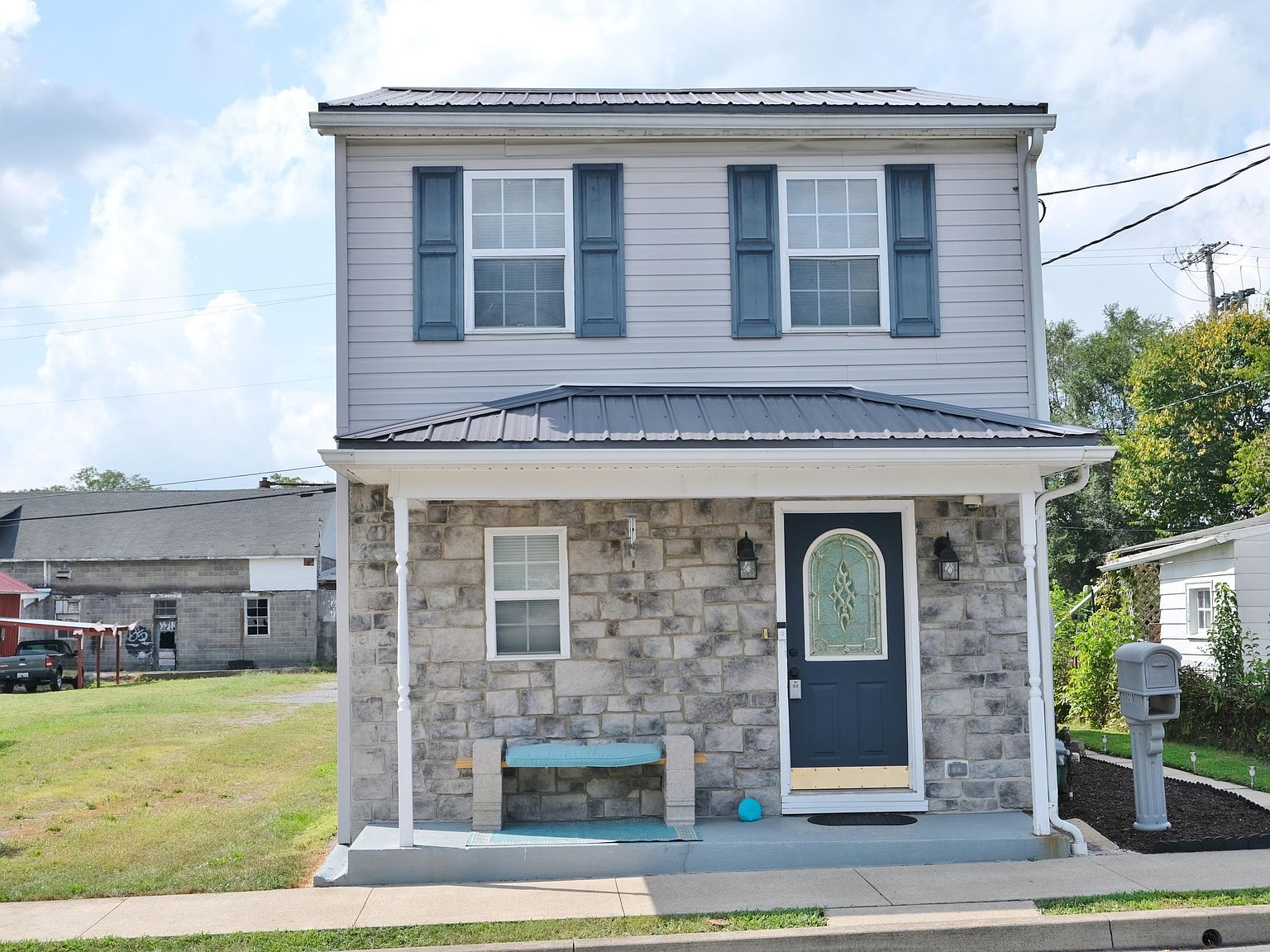 310 N Water St, Selinsgrove, PA 17870 Zillow