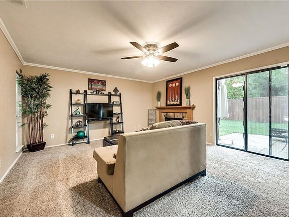 3rd image of 2621 Kimberly Dr