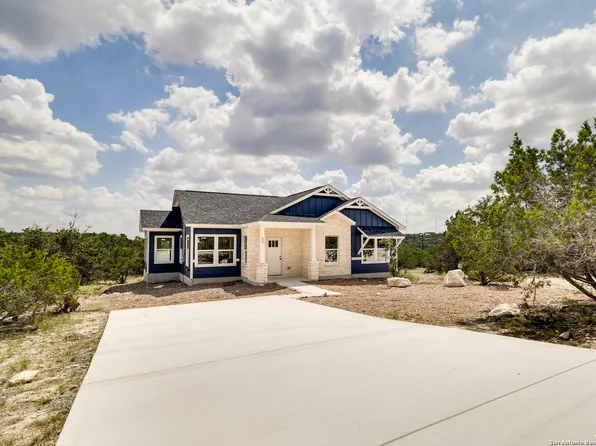 627 Indian Trl, Spring Branch, TX 78070