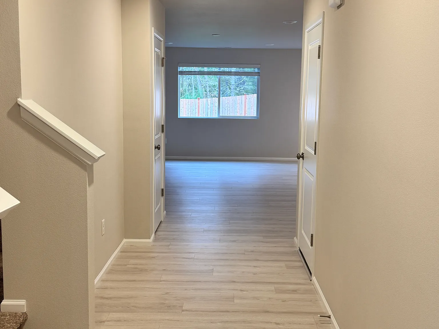 4 bed, 2121 sqft, $2,950 — Photo 2