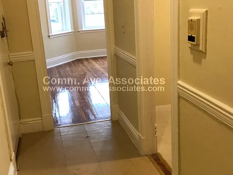60 Woodstock Ave #17 — Photo 11
