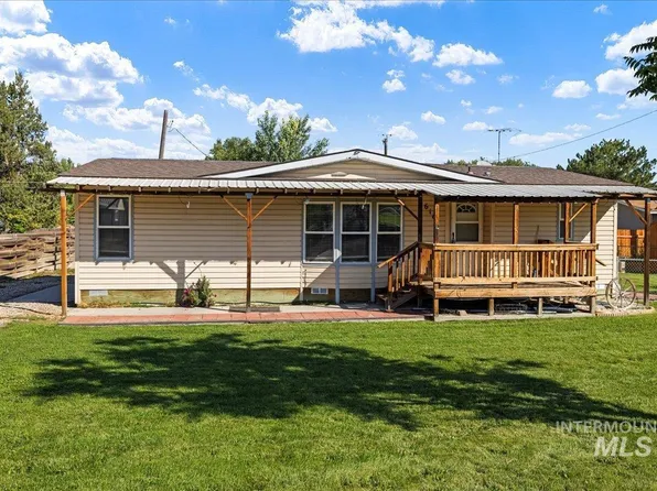 616 W Oregon Ave, Homedale, ID 83628