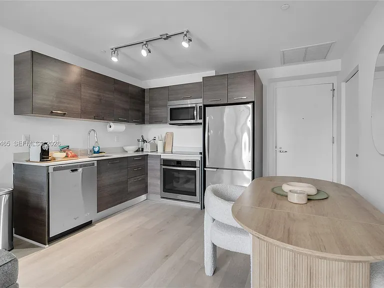 151 SE 1st St #2109 — Photo 5