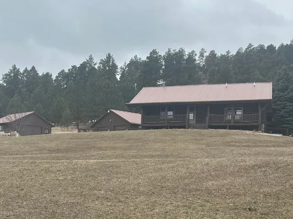 1555 Hillside Dr, Spearfish, SD 57783