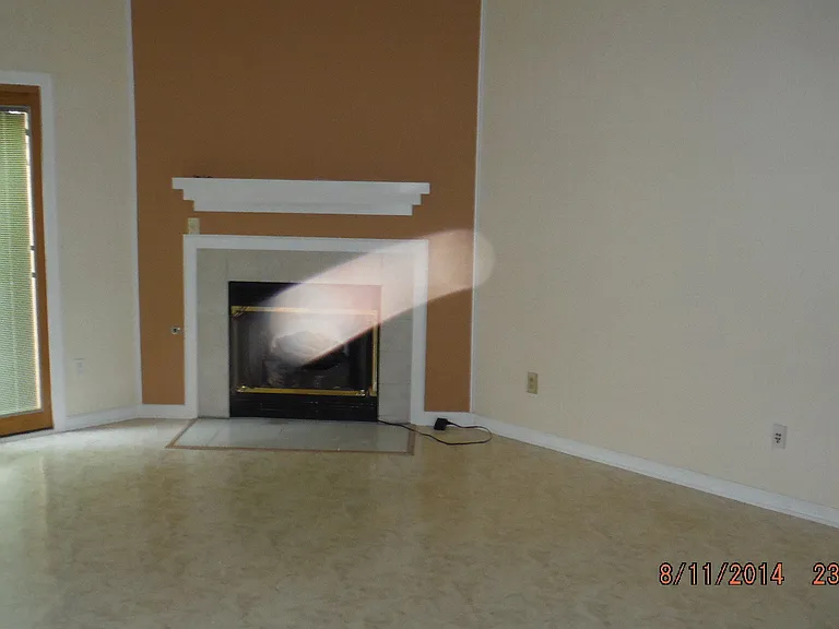 1311 Stillwater Ct — Photo 2
