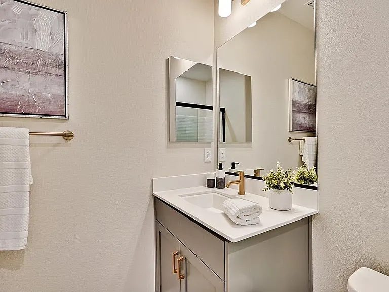 536 Somi Ct — Photo 32