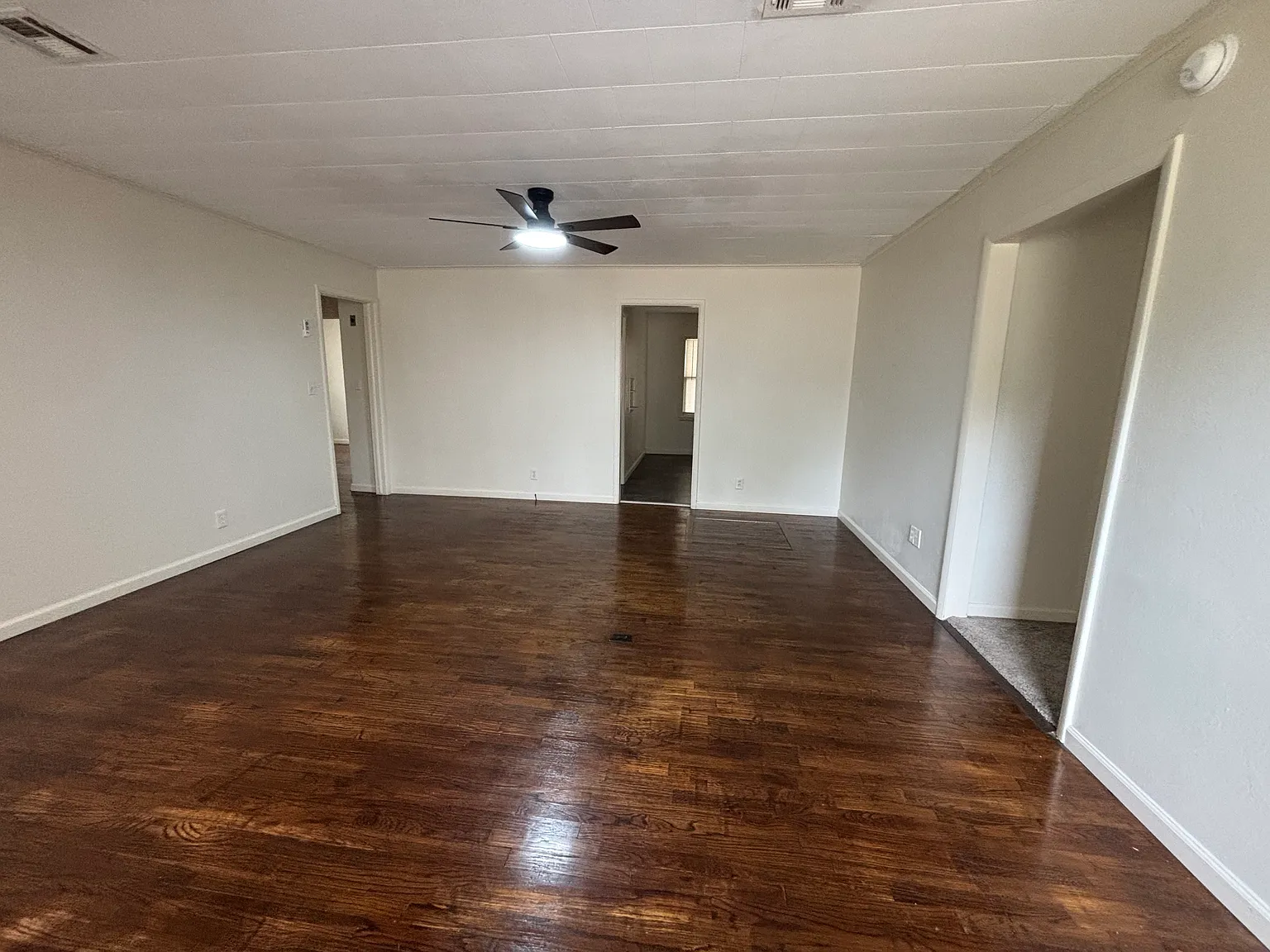 S 10th St, Ponca City — Photo 3