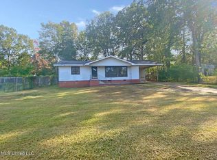 1377 W McDowell Rd, Jackson, MS 39204
