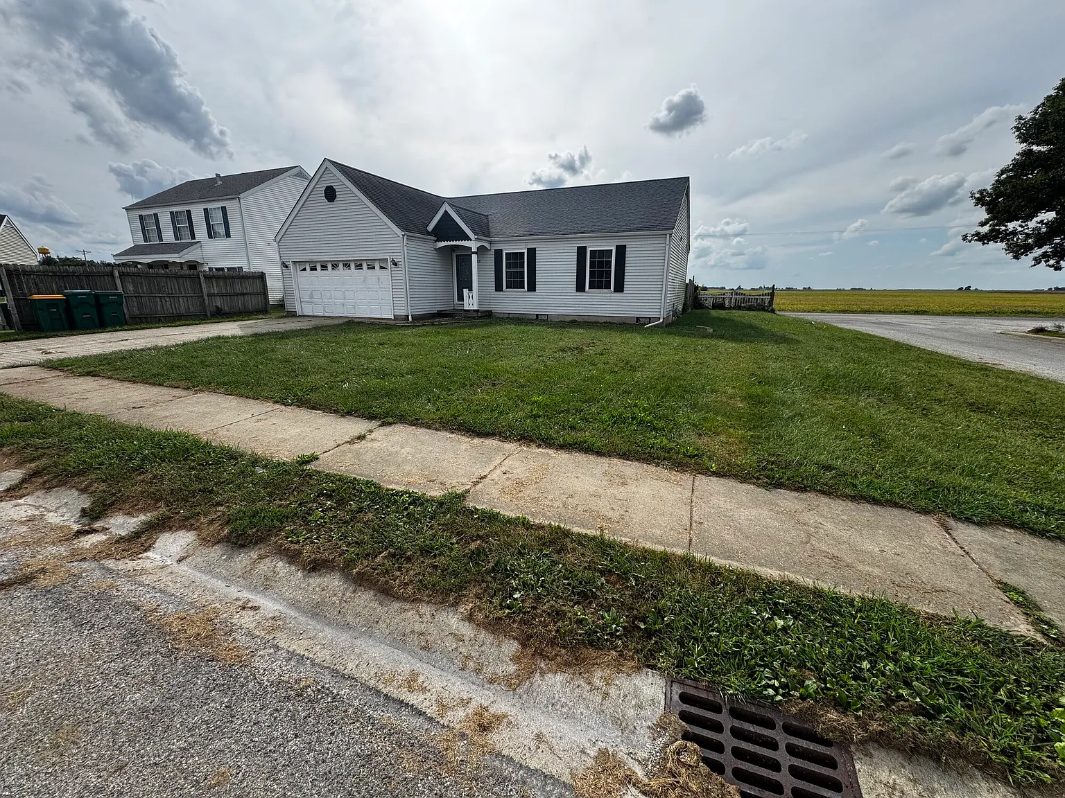 3 bed, 1144 sqft, $1,500 — Photo 1