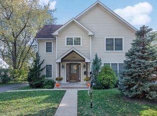 1355 E Lincoln Ave, Des Plaines, IL 60018