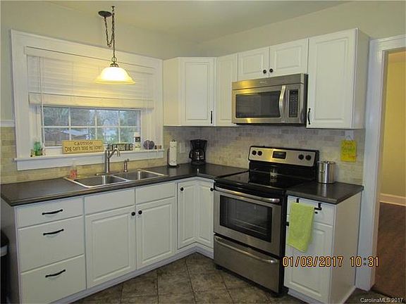 5th image of 1211 Arbor Dr