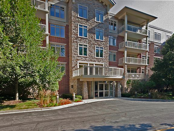 4th image of 425 Benjamin Dr APT 203