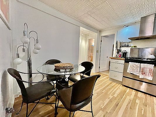 4th image of 289 14th St Floor 1