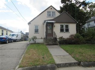 42 Taft St, Cranston, RI 02905