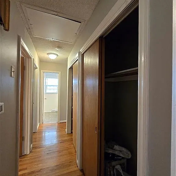 5732 Lydia Ave — Photo 2