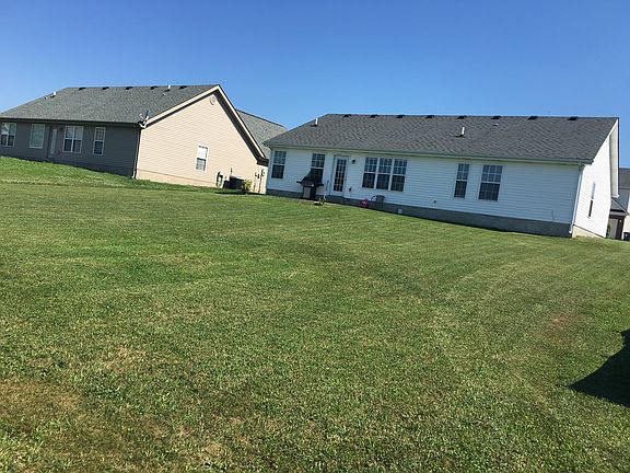 4th image of 713 Amber Hill Dr
