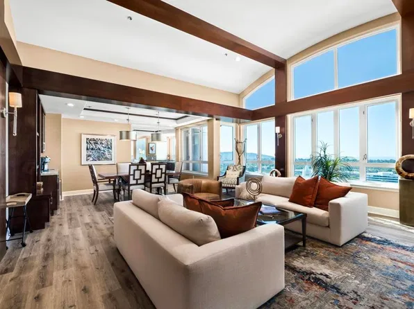 3890 Nobel Dr Unit 2102, San Diego, CA 92122