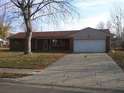 1st image of 804 Marcia Dr