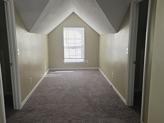 5th image of 45 Willow Oak Way