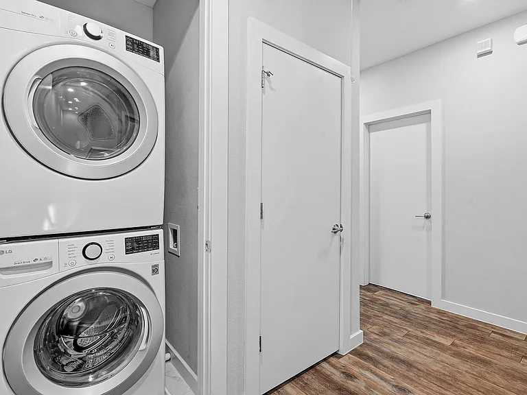 801 N Bluff Dr #33 — Photo 21