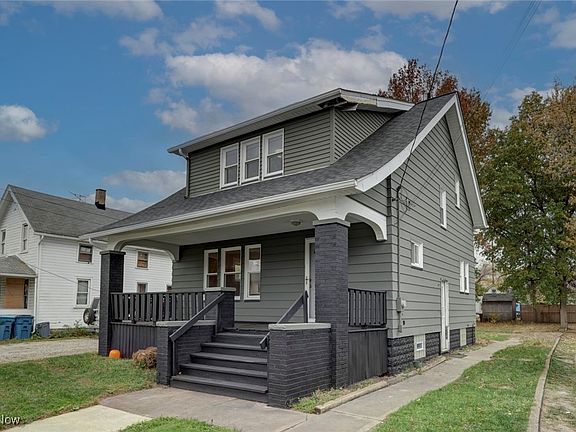 4th image of 922 W 21st St