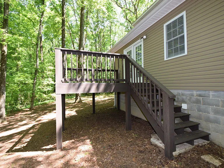 16605 Janet Dr — Photo 15