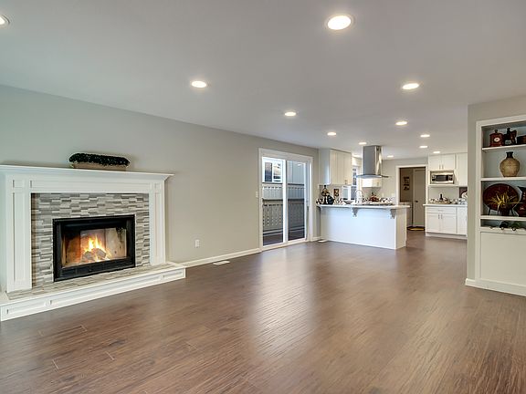 3rd image of 7117 40th St W Unit 7