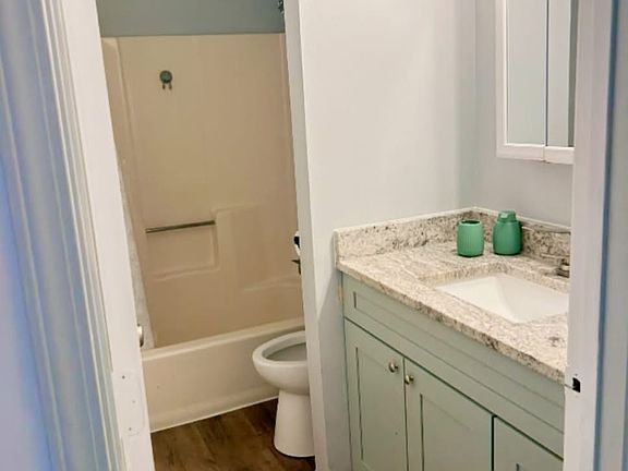 4th image of 639 S Virginia Rd #119