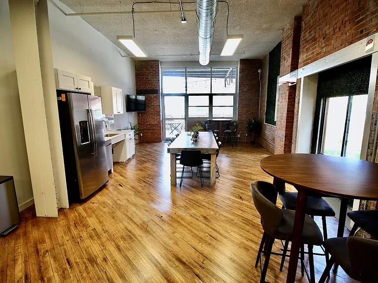 Art Space — Photo 10