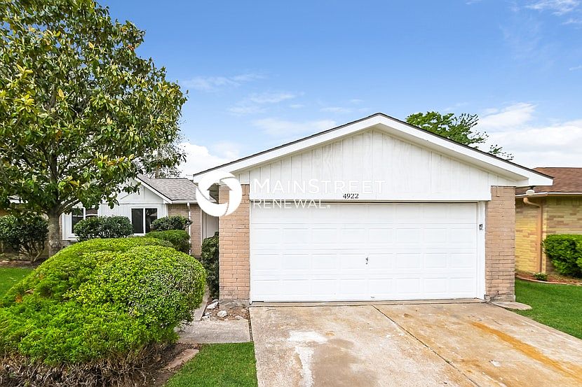 1st image of 4922 Crestway Dr