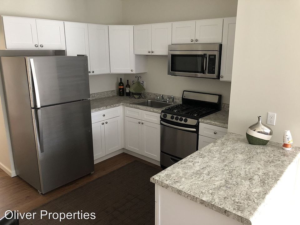 1st image of 3029 Lafayette Ave APT 102