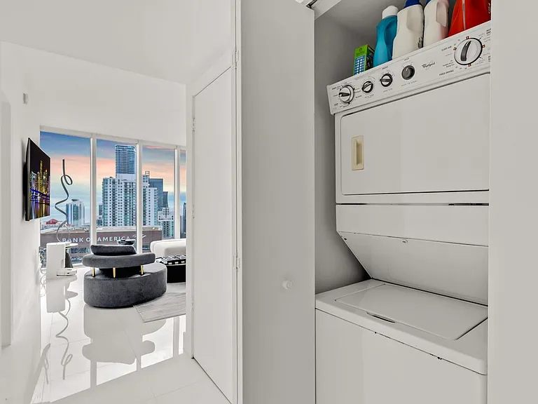 Washer/Dryer