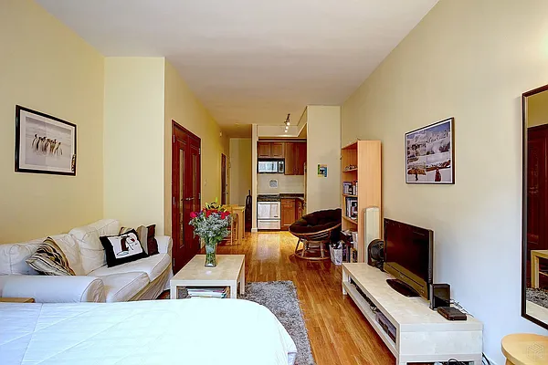 Rented by Halstead Real Estate | media 9