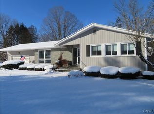 3 Colony Dr, Cortland, NY 13045
