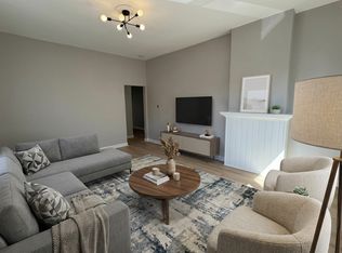 2036 N Spaulding Ave #1SRB, Chicago, IL 60647