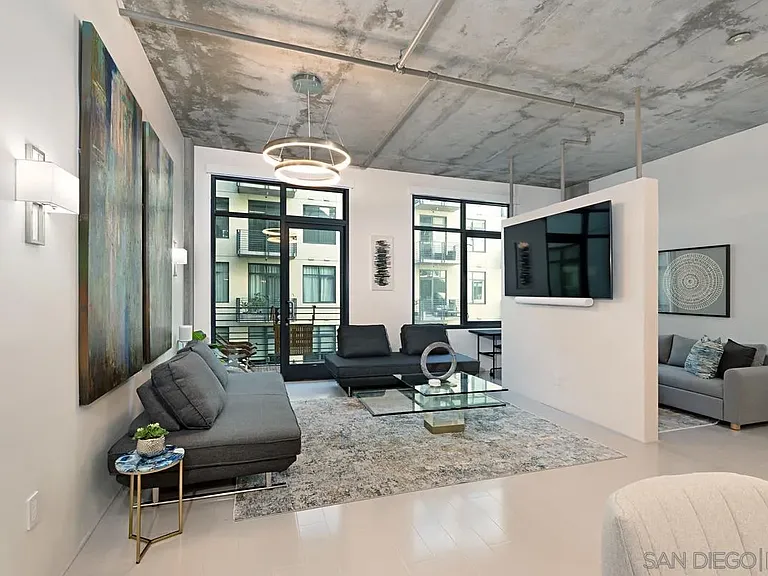 1050 Island Ave #425 — Photo 2