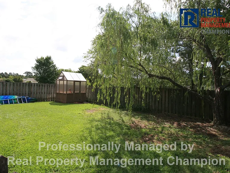 7410 Milan Ct — Photo 18
