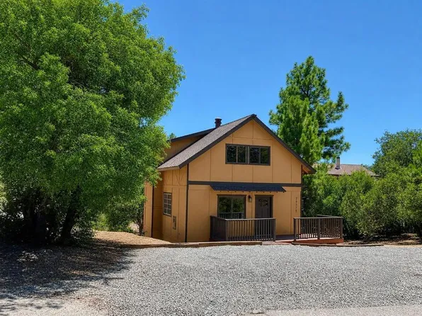 26785 Hopkins Dr, Idyllwild, CA 92549