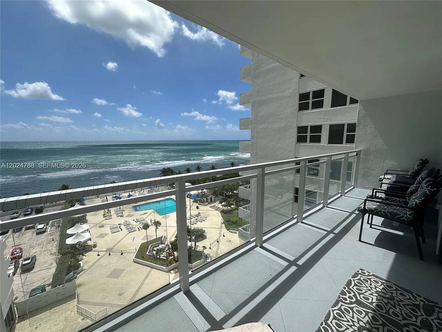 Parker Plaza Condo Estate — Photo 1