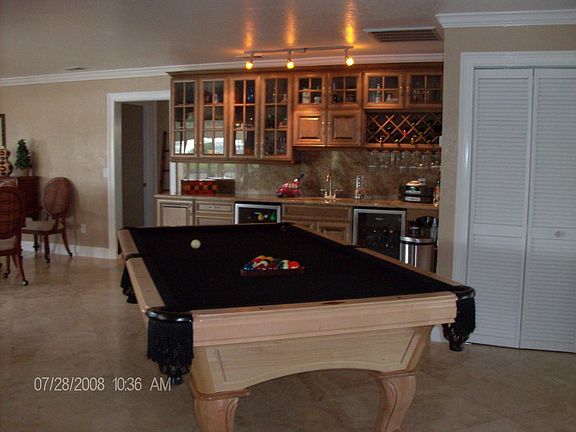 WET BAR