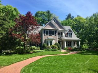 48 Wedgewood Dr, Hopkinton, MA 01748